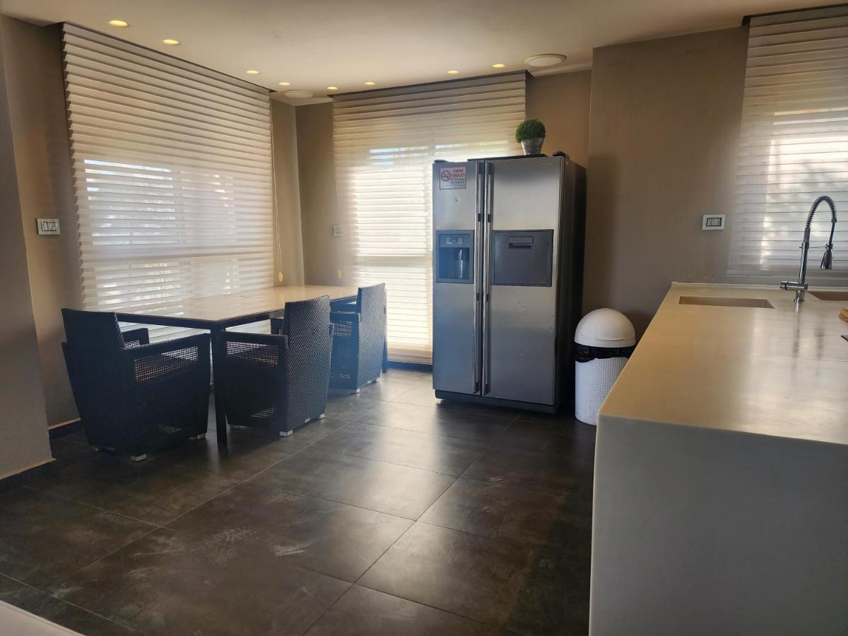 Yalarent Haven With Private Pool And Jacuzzi Eilat